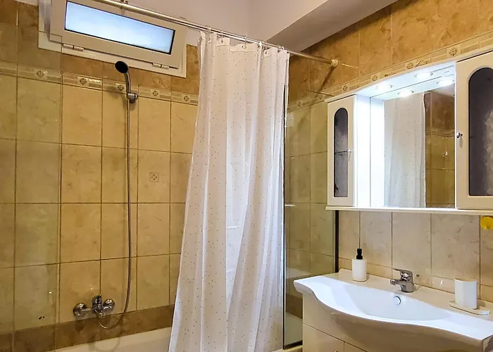 Martaki House - Corfu Town شقة Alepou