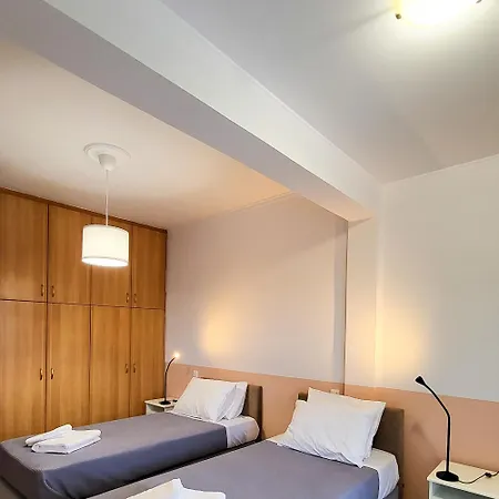 Martaki House - Corfu Town Apartment Alepou