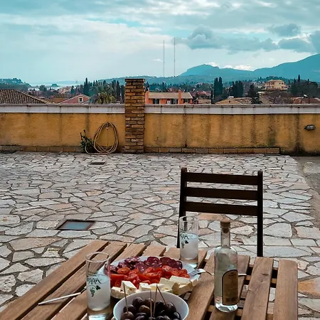 Martaki House - Corfu Town Apartment
